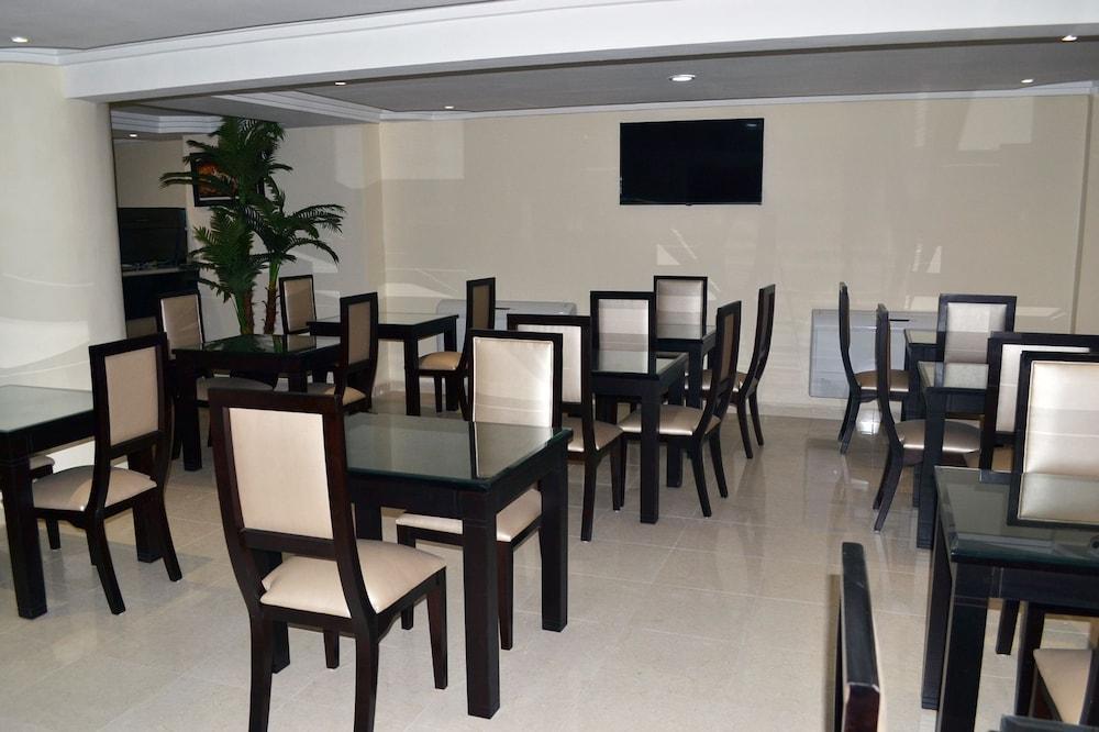 Al Akhawayn Oujda Exterior foto